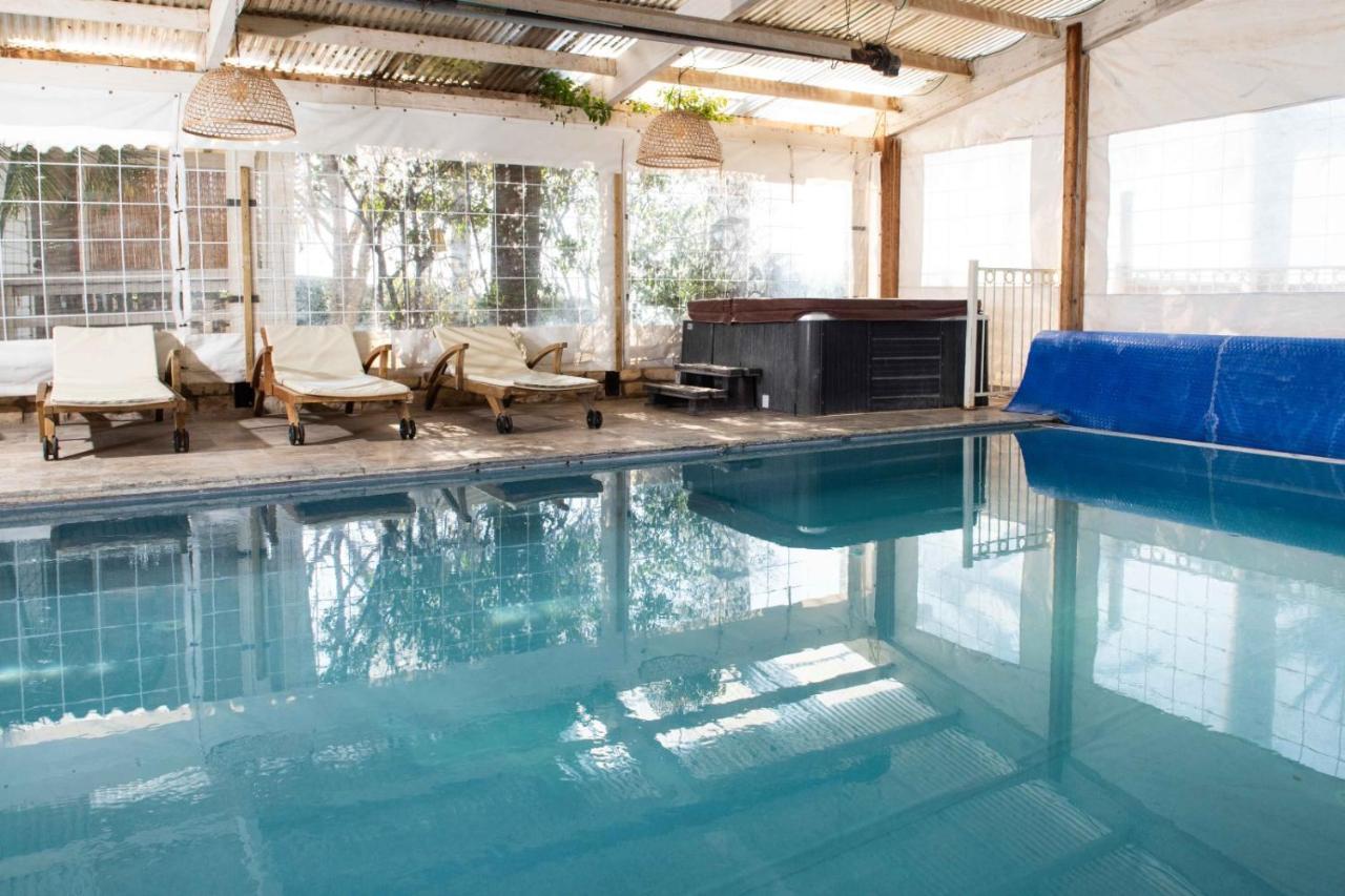 The White Chalet View Ramot Bagian luar foto